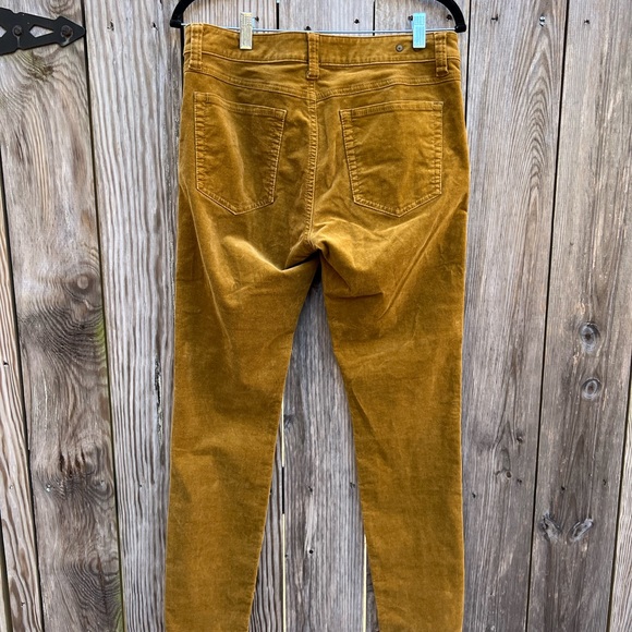 CABI Corduroys Skinny Mustard Pants size 8 - Picture 8 of 8